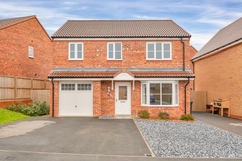 4 bedroom detached house for sale, Grebe Drive, Melton Mowbray, LE13