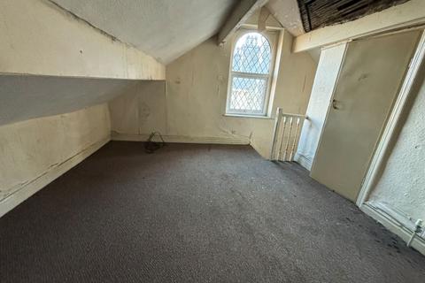 2 bedroom terraced house for sale - 600 Wakefield Road, Huddersfield, West Yorkshire, HD5 8PZ