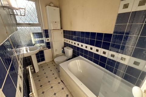 600 Wakefield Road, Huddersfield, HD5 8PZ