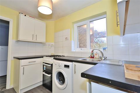 2 bedroom maisonette to rent, Englefield Road, Knaphill, Woking, Surrey, GU21