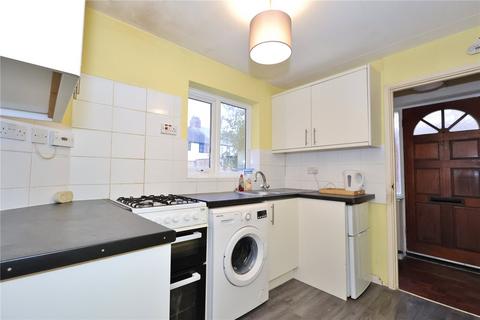 2 bedroom maisonette to rent, Englefield Road, Knaphill, Woking, Surrey, GU21