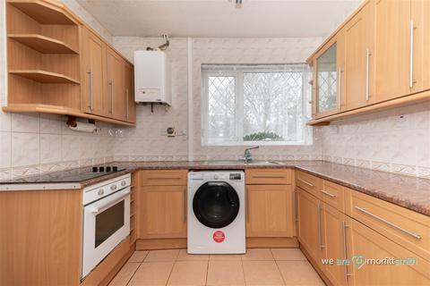 102 Barrie Crescent, Sheffield, S5 8RP