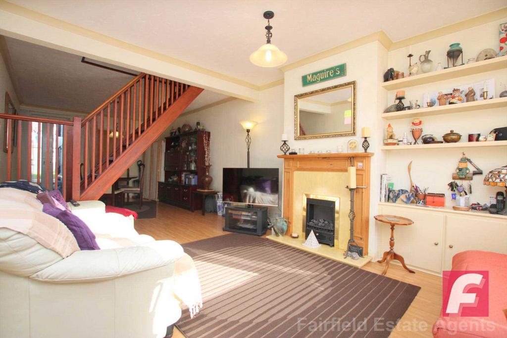 Lowestoft Road, Watford 3 bed end of terrace house for sale £360,000