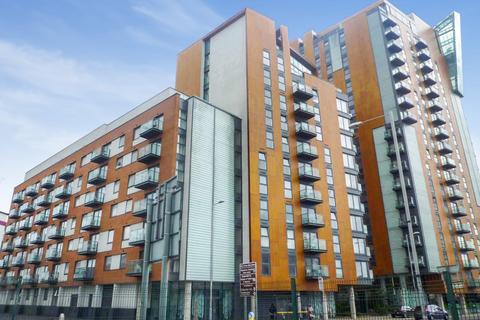 2 bedroom flat to rent, Skyline Central 1, Goulden Street, Northern Quarter, Manchester, M4