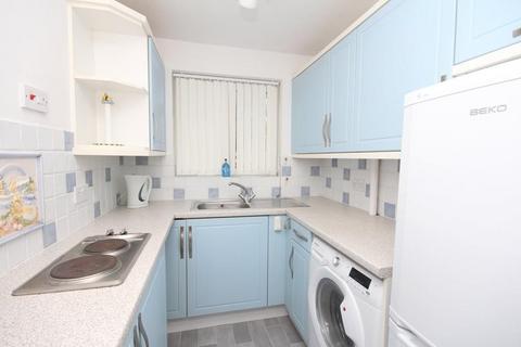 Studio for sale - Wallace Avenue, Worthing, BN11
