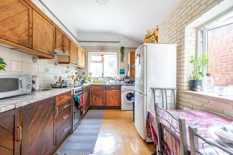 2 bedroom house for sale, Lonsdale Avenue, Upton Park, London, E6