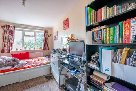 2 bedroom house for sale - Lonsdale Avenue, Upton Park, London, E6