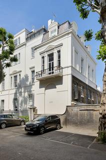 2 bedroom mews for sale, Wilton Mews, London, SW1X