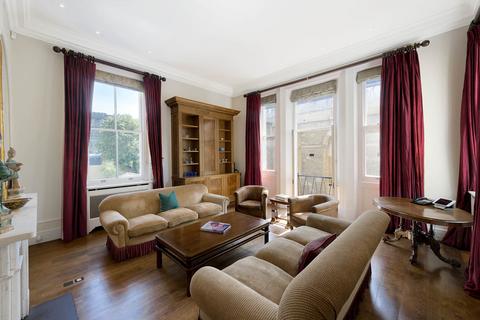 2 bedroom mews for sale, Wilton Mews, London, SW1X