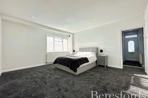 20 Barton Road, Hornchurch, RM12 4AA