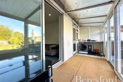 20 Barton Road, Hornchurch, RM12 4AA
