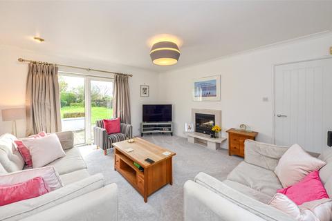 4 bedroom detached house for sale - Bryn Teg, Llansadwrn, Isle of Anglesey, LL59