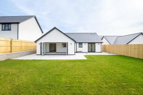 undefined, Talwrn, Llangefni, Isle Of Anglesey, LL77