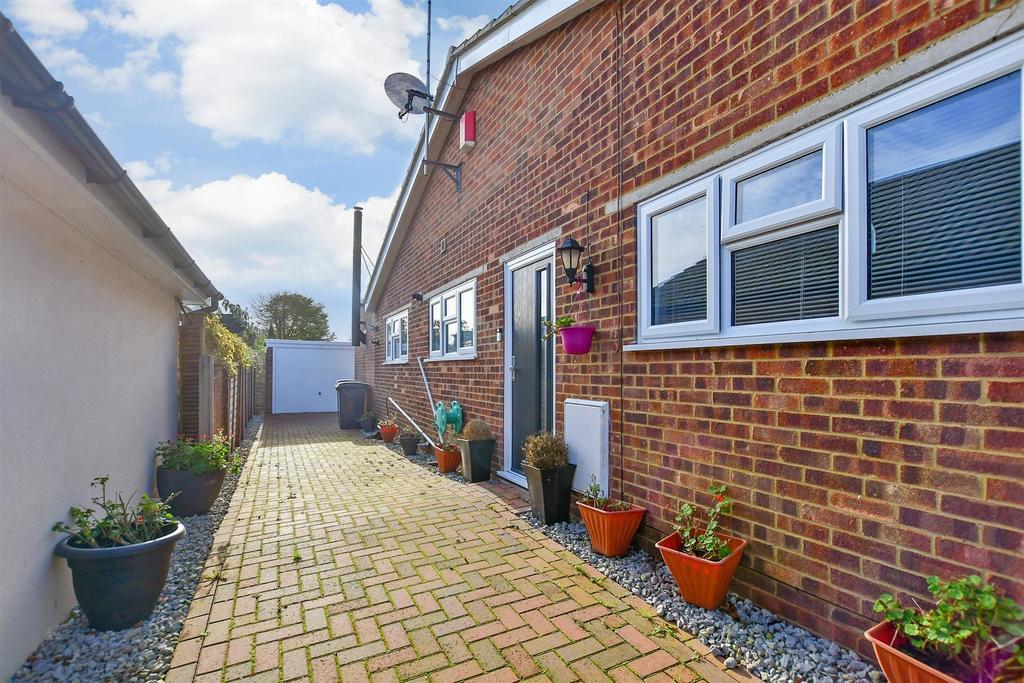 Driveway/Parking