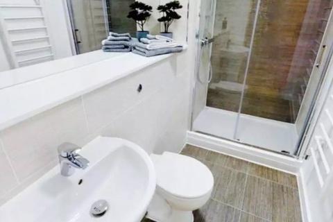 undefined, Aire, Cross Green Lane, LS9