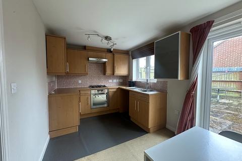 3 bedroom terraced house to rent, Haydon Wick, Swindon SN25