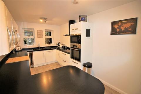 4 bedroom townhouse for sale, Middlewood Drive, Wadsley Park Village, Sheffield, S6 1TX