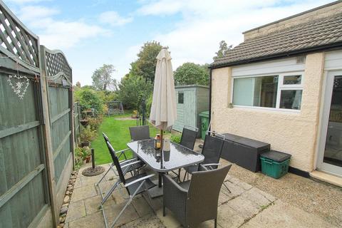 4 bedroom house for sale - Cotswold Road, Sutton SM2