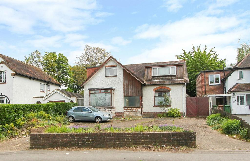 Stanley Park Road, Carshalton SM5 4 bed detached house for sale £700,000