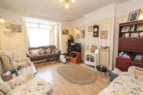 4 bedroom detached house for sale, Stanley Park Road, Carshalton SM5