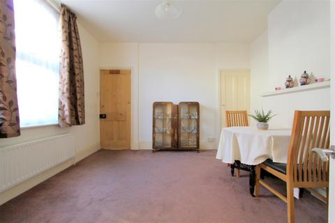 3 bedroom semi-detached house for sale - Carshalton Grove, Sutton SM1