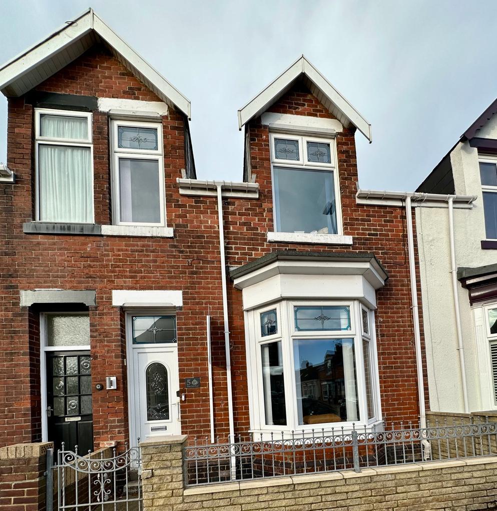 Roker Baths Road, Sunderland SR6 3 bed terraced house for sale £179,950