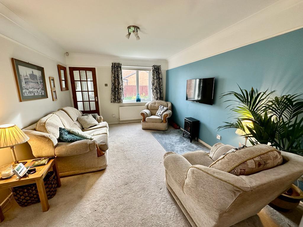 Bloomfield Drive, Houghton Le Spring DH5 3 bed semidetached house for