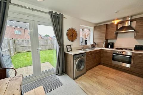 3 bedroom semi-detached house for sale, Blackcap Close, Houghton Le Spring DH5
