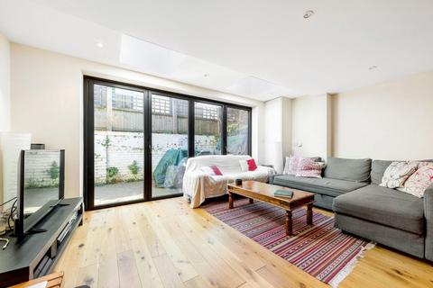 undefined, Ashmere Grove,SW2
