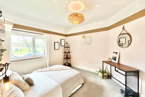 3 Broadpool Terrace, Whickham, Newcastle Upon Tyne, NE16 4RF