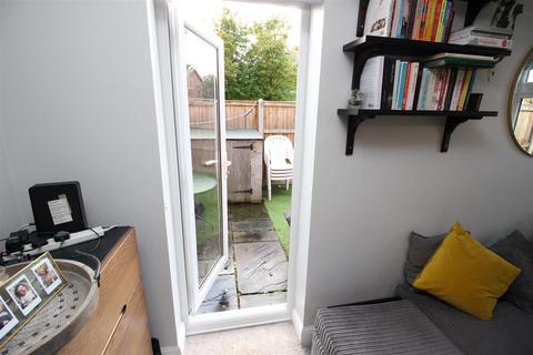 67 Cotswold Way, Worcester Park, KT4 8LN