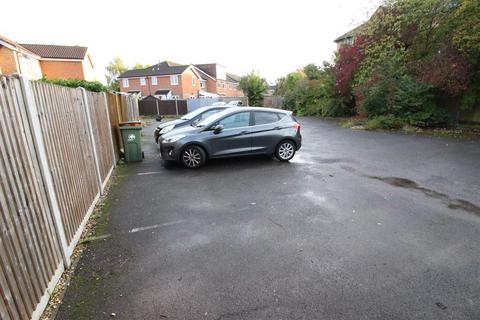 67 Cotswold Way, Worcester Park, KT4 8LN