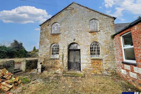 Townhouse for sale, Towcester Road, Litchborough