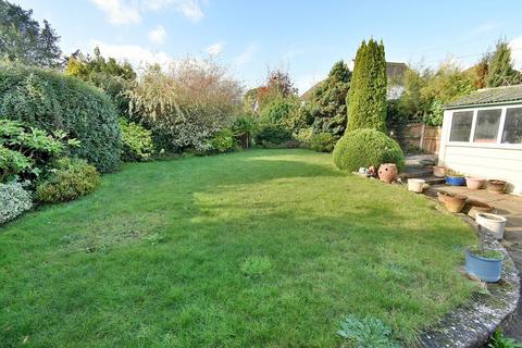 2 bedroom detached bungalow for sale - New Road, West Parley, Ferndown, BH22