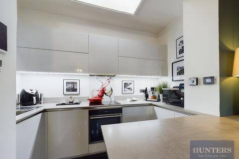 Flat 1b, 2 Douro Road, Cheltenham, GL50 2PQ