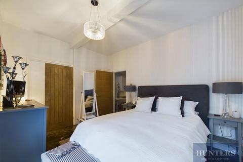 Flat 1b, 2 Douro Road, Cheltenham, GL50 2PQ