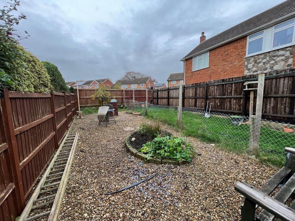 THORPE ROAD, MELTON MOWBRAY 2 bed terraced house for sale £159,950