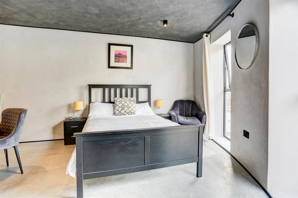 Bedroom.jpg