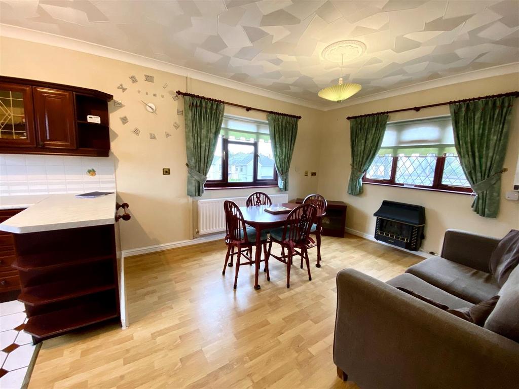 The Gables, Glan yr Afon Road, Pencoed, Bridgend, CF35 5PR 2 bed flat