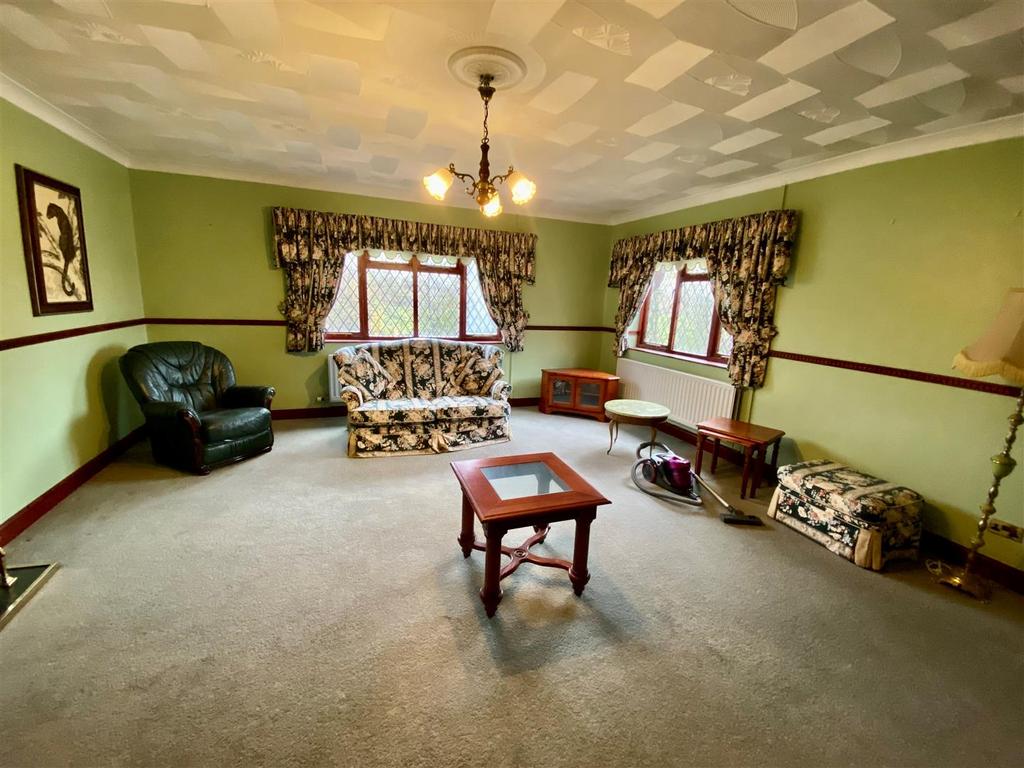 The gables lounge.jpg