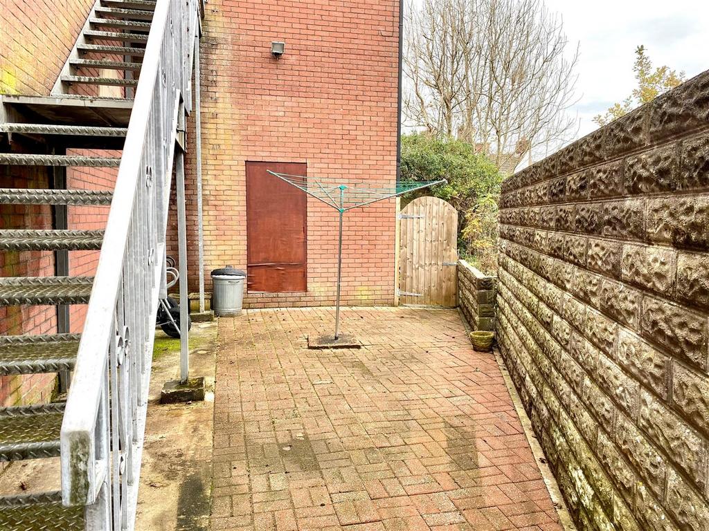 The gables yard.jpg