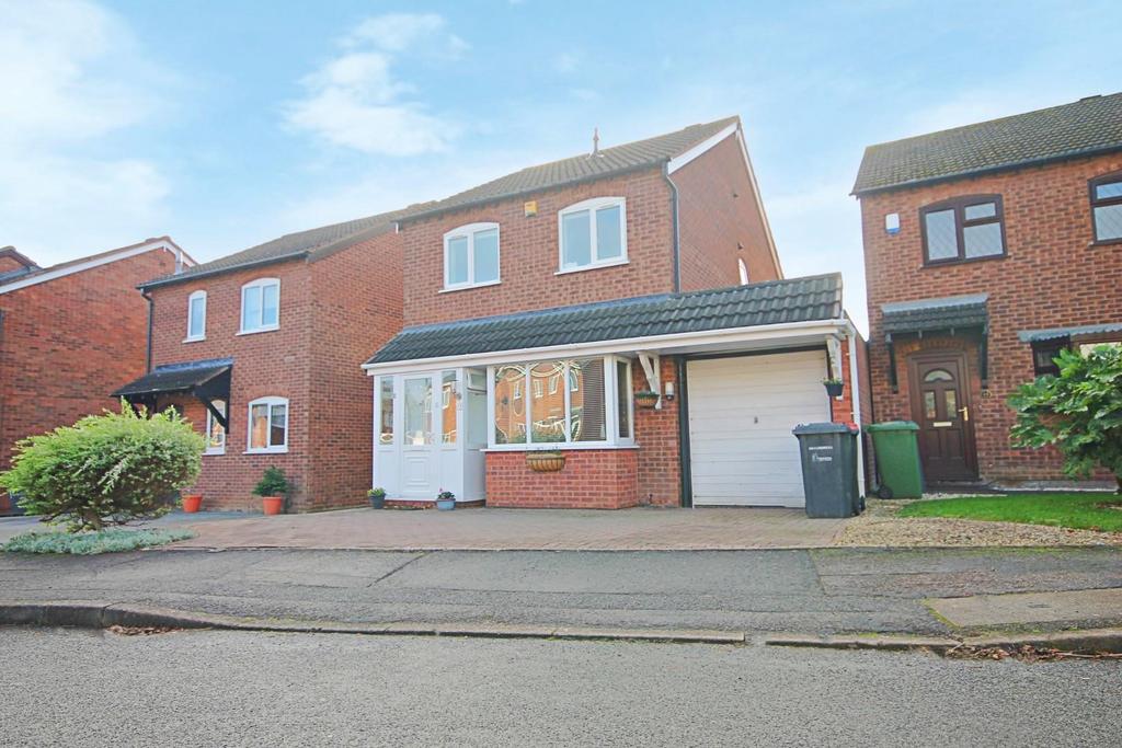 Kiln Way, Polesworth, Tamworth 3 bed detached house for sale £290,000