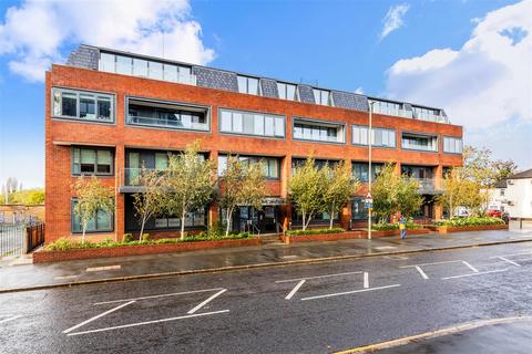 2 bedroom flat for sale, Rosebery House, 57 East Street, Epsom