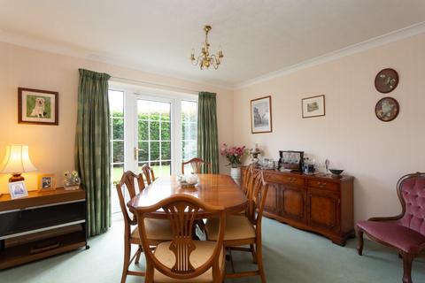 8 Dower Chase, Escrick, York, YO19 6JF