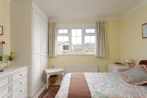 8 Dower Chase, Escrick, York, YO19 6JF