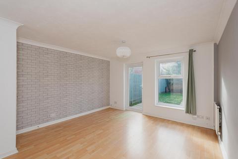 40 Beaconsfield Place, Epsom, KT17 4BD