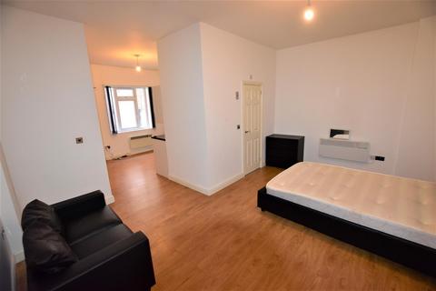 Studio to rent, York Road, Leicester, LE1