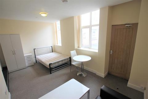 Studio to rent - Charles Street, Leicester, LE1