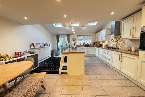 29 Anderson Crescent, Great Barr, Birmingham, B43 7SU