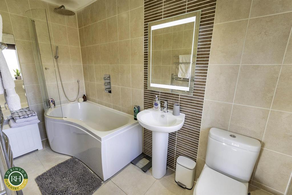 Ensuite bathroom